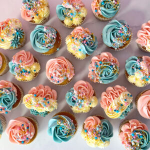 Gender reveal cupcakes